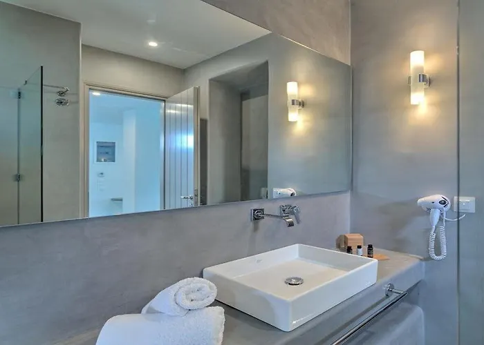 Papadakis Hotel Nausa